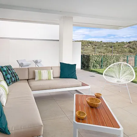 Serenity Views 2350 Εστεπόνα